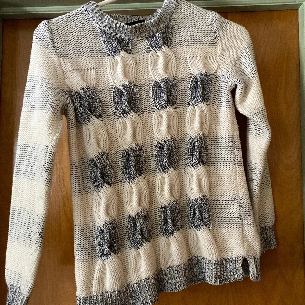 J.Crew Cable Knit Sweater Size XXS - Picture 1 of 3